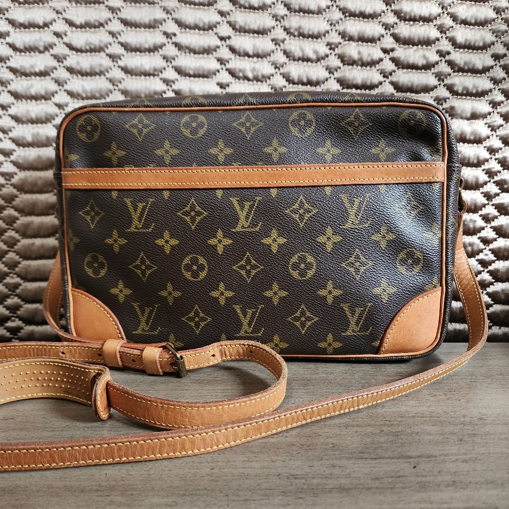 AUTHENTIC vintage louis vuitton TROCADERO 30